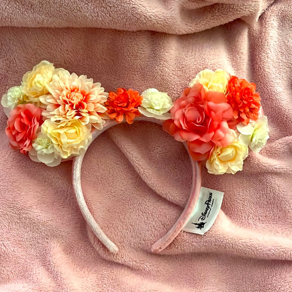 Flower + Pink Minnie Mouse ears headband
